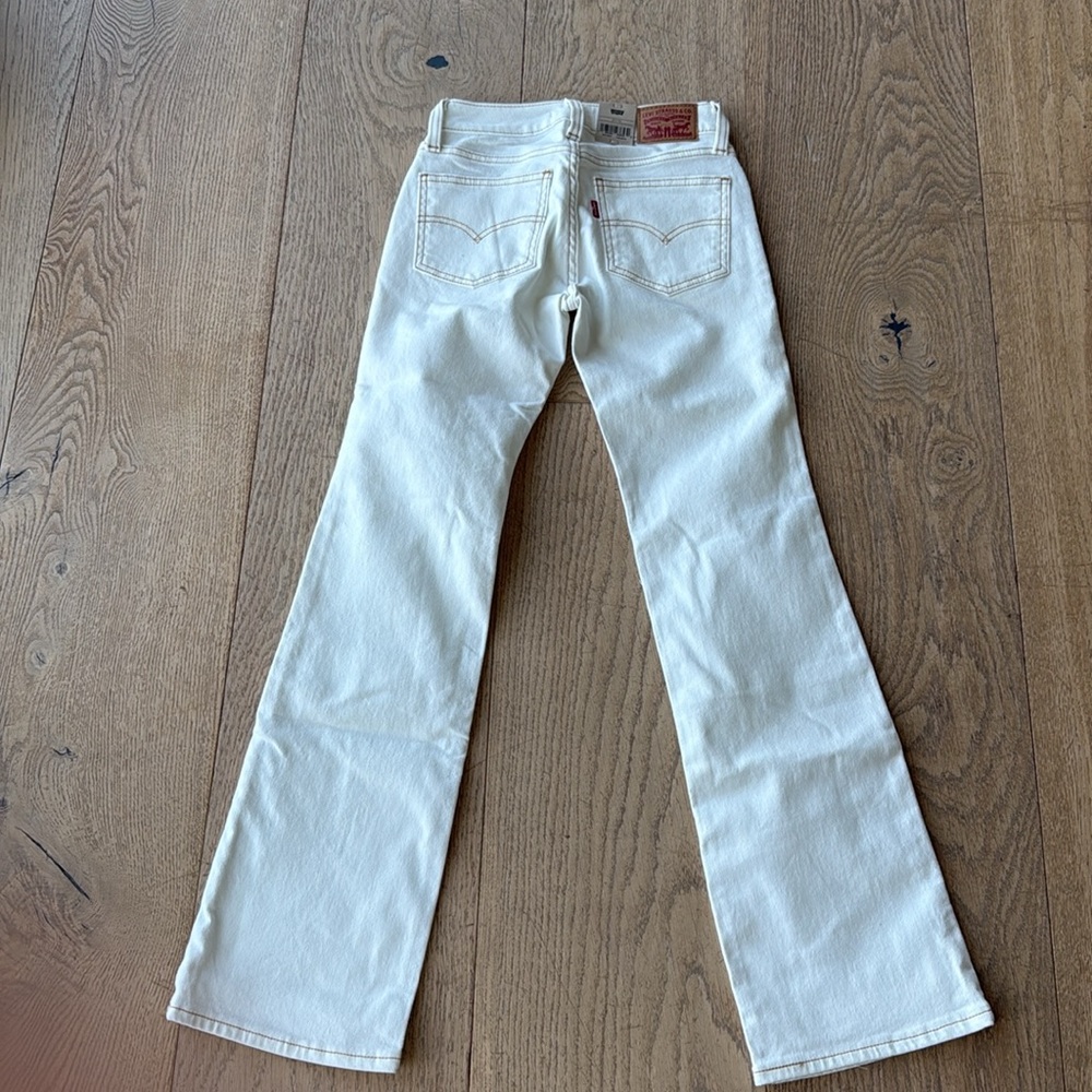 NWT SUPER LOW BOOT CUT LEVI’S - Picture 4 of 6